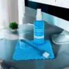Kit limpiador para pantallas con escobetilla y paño 100 ml